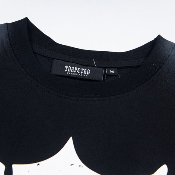 Trapstar Black Skull Print Tee - Picture 4 of 5